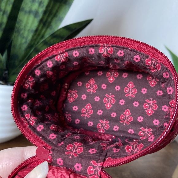 Preloved Vera Bradley Red Quilted Women's Bag - Picture 11 of 11